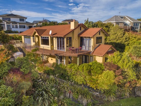 9 The Strand, Fitzherbert, Palmerston North