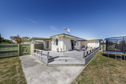 6 Karamea Crescent, Kelvin Grove, Palmerston North