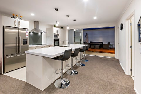 33 Hollowout Street, Takanini, Auckland