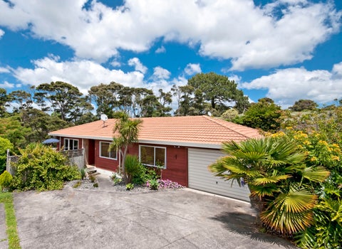 240 Waitemata Drive, Ranui, Auckland