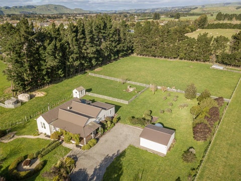 167 Jellicoe Street, Martinborough