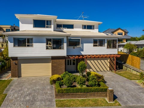 6 Bowsprit Way, Whitby, Porirua