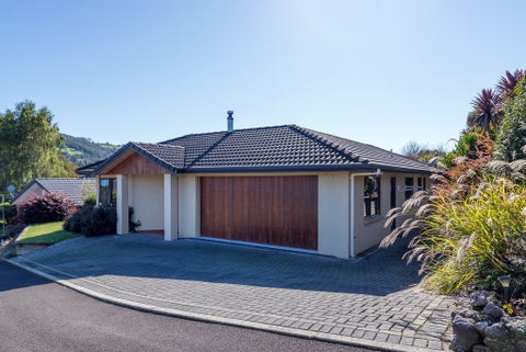 14 McCahon Drive, Pukehangi, Rotorua