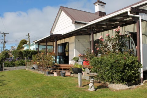 39 Burrows Street, Bluff