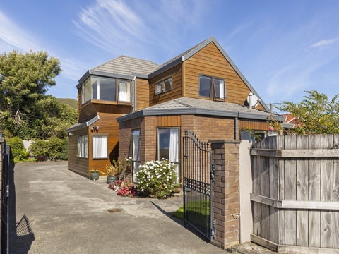 2/72 Trafalgar ST, WAIWHETU, LOWER HUTT