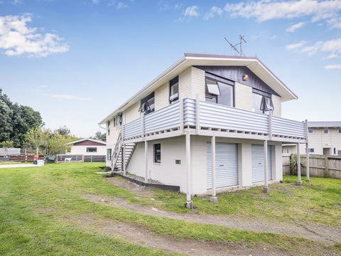69 Norfolk Crescent, Otaki Beach, Otaki