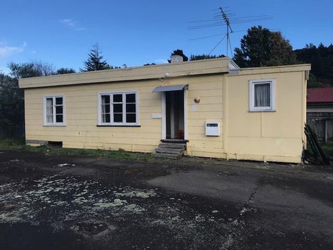 10 Young Grove, Stokes Valley, Lower Hutt