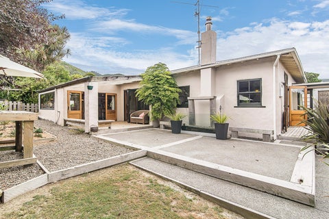 14 Winara Avenue, Waikanae, Waikanae