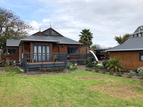 147 Second View Avenue, Beachlands, Auckland