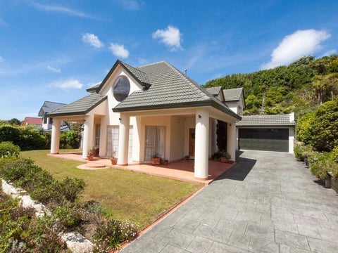9 Myers Grove, Churton Park, Wellington