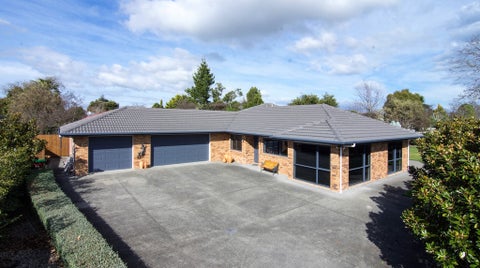 11 Joan Allen Lane, Masterton