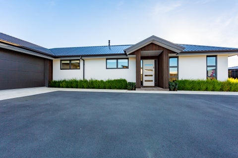 31 Oaks Drive, Lincoln, Lincoln