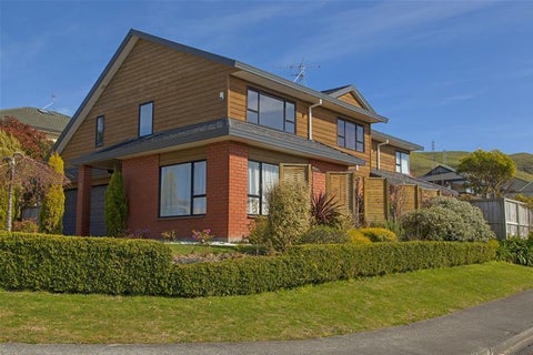 10 Derry Hill, Churton Park, Wellington