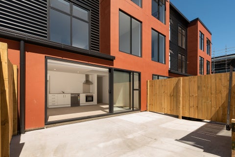 14/17 OWENS PLACE, Mount Maunganui, Mount Maunganui