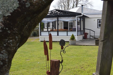 15 Rexwood Street, Carterton