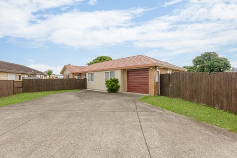 15 Portrush Lane, Takanini, Auckland