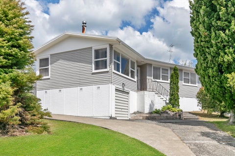 40 Stott Avenue, Birkdale, Auckland