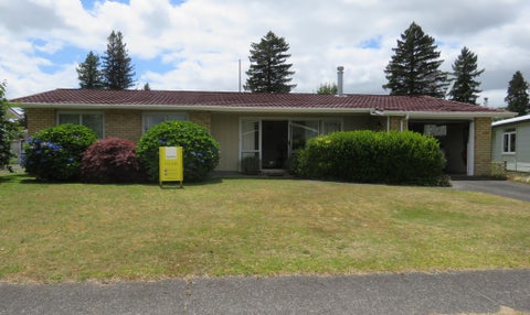 25 Hall Crescent, Taumarunui