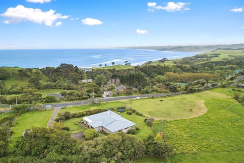 517 Wainui Road, Raglan, Raglan
