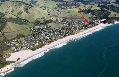 2 Kon Tiki Road, Whiritoa, Waihi
