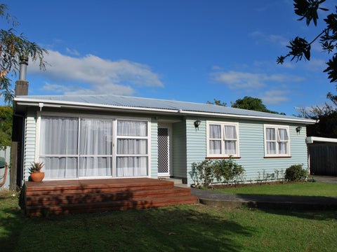 36 Francis Road, Paraparaumu Beach, Paraparaumu