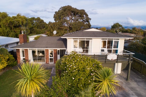 77 Abraham Crescent, Milson, Palmerston North