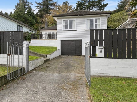 61 Coast Road, Wainuiomata, Lower Hutt