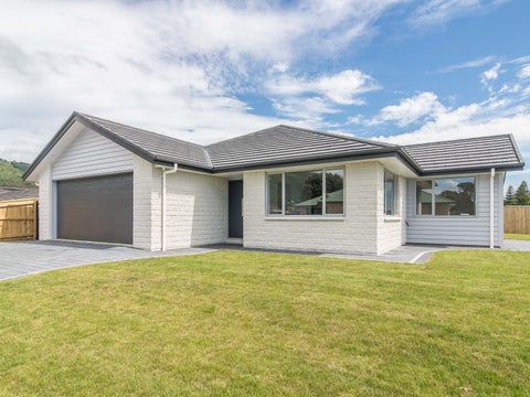 13 Saint Vincent Way, Waikanae