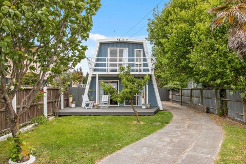 77 Beresford Street, New Brighton, Christchurch