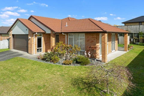 19 Galloway Crescent, Pyes Pa, Tauranga