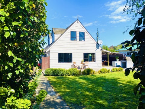 74 Lord Rutherford Road, Brightwater, Brightwater