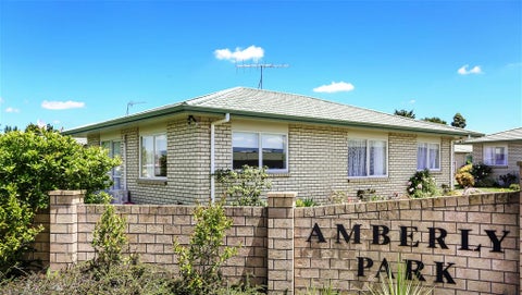 4/8 Village Place, Tuakau, Tuakau