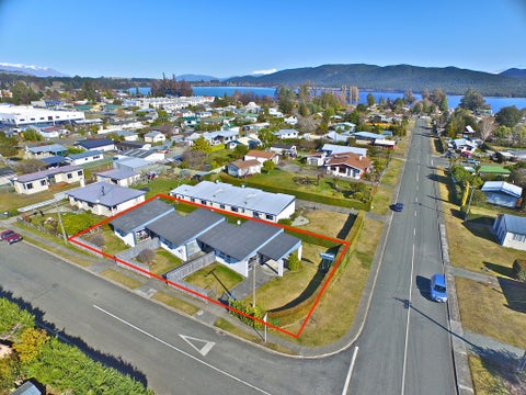 32 McKerrow Street, Te Anau, Te Anau