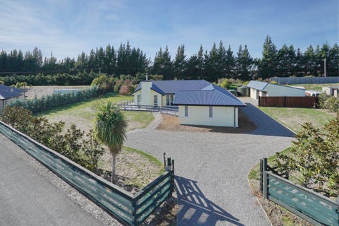 2/15 Thornton Close, Leithfield, Amberley