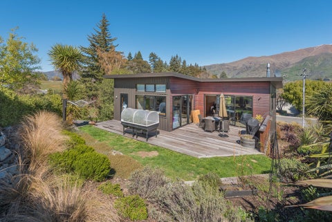 147 Plantation Road, Wanaka