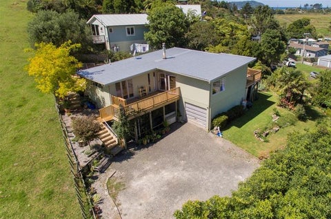 2 Ocean Beach Road, Tairua, Tairua