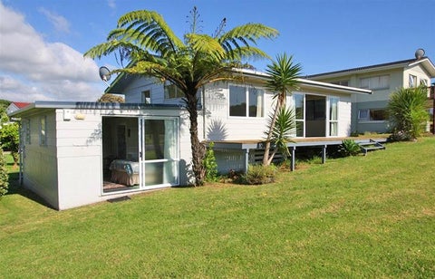 50 Kon Tiki Road, Whiritoa, Waihi