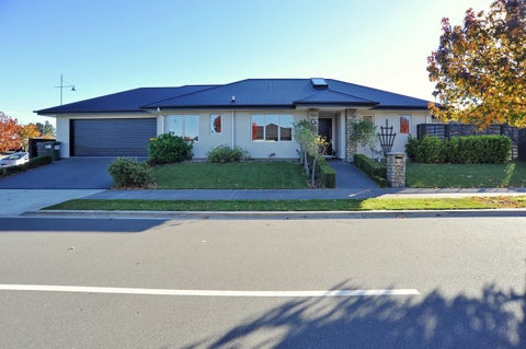 1 Coulter Street, Pegasus, Pegasus