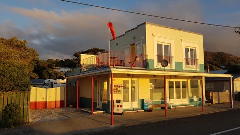 104 The Parade, Paekakariki