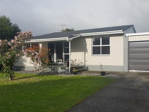 1A Walton Avenue, Waikanae, Waikanae