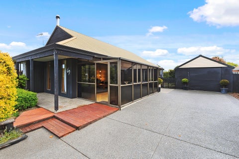 69 Dunbarton Street, Redwood, Christchurch