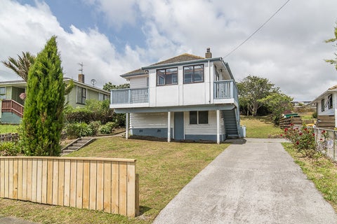136 Te Pene Avenue, Titahi Bay, Porirua
