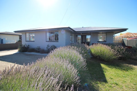 27 Royal Terrace, Alexandra, Alexandra