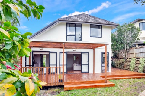 2/70 Rukutai Street, Orakei, Auckland