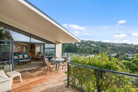 15 Glenstrae Road, Redcliffs, Christchurch