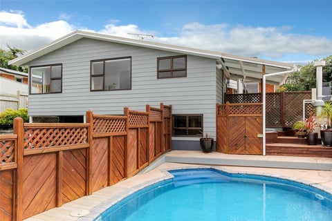 4 Carlton Terrace, Westown, New Plymouth