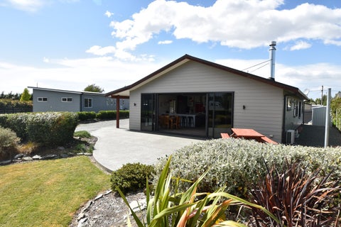 75 Irishman Drive, Twizel
