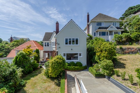81 Donald Street, Karori, Wellington