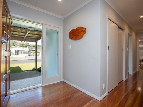 75 Oxford Street, Tawa, Wellington