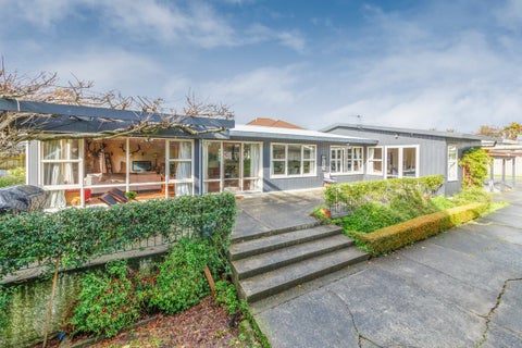 289 Fitzherbert Avenue, West End, Palmerston North